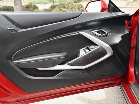 Used 2021 Chevrolet Camaro LT RWD image 16