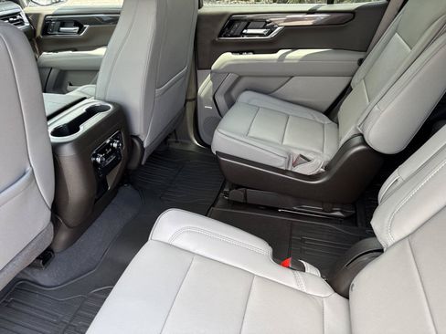 New 2026 GMC Yukon Elevation RWD image 34
