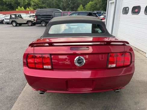 Used 2007 Ford Mustang GT RWD image 8