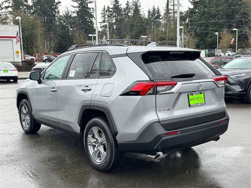 New 2025 Toyota RAV4 XLE image 5
