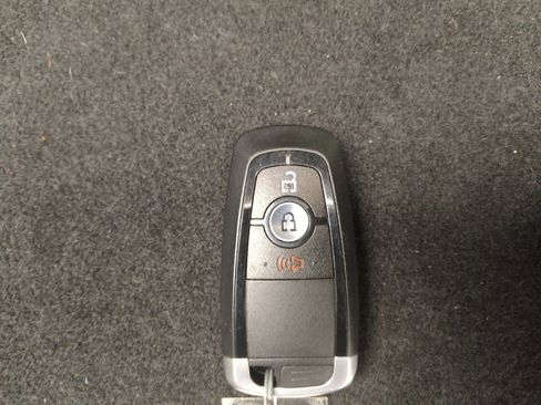 Used 2020 Ford EcoSport SE FWD image 32