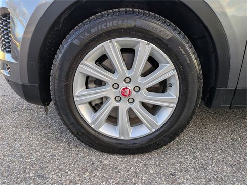 Used 2018 Jaguar E-PACE S image 21