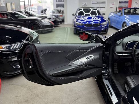 Used 2020 Chevrolet Corvette Stingray Coupe w/ Z51 Performance Package RWD image 26