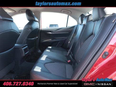 Used 2024 Toyota Camry SE FWD image 6
