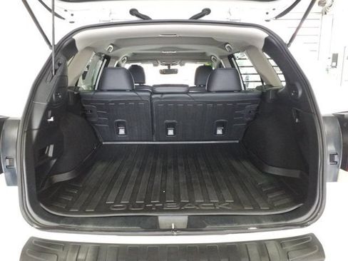 Used 2019 Subaru Outback 2.5i Limited w/ Popular Package #2 AWD/4WD image 13