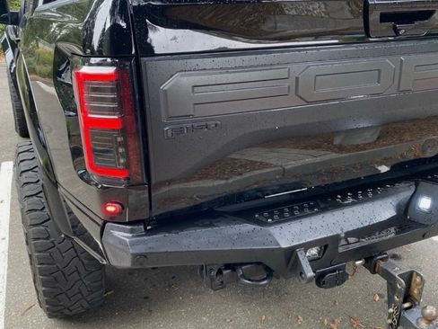 Used 2018 Ford F150 Raptor w/ Equipment Group 802A Luxury AWD/4WD image 6