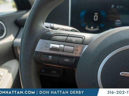 Used 2025 Hyundai Sonata SEL FWD image 11