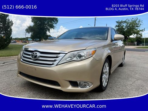 Used 2011 Toyota Avalon FWD image 1