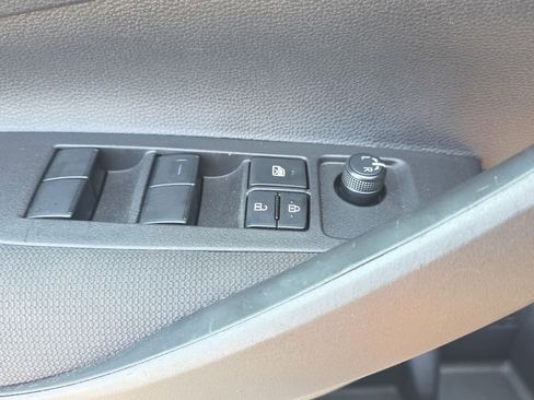 Used 2026 Toyota Corolla LE FWD image 21