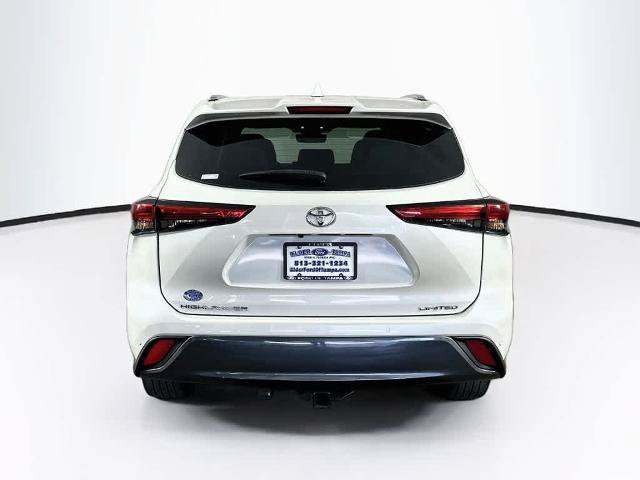 Used 2021 Toyota Highlander Limited FWD image 5