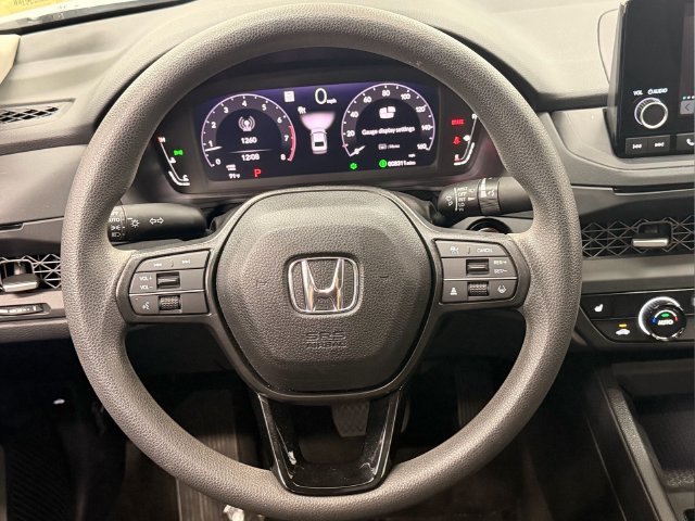 Certified 2025 Honda Accord SE image 30