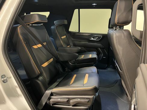 Used 2024 GMC Yukon AT4 w/ AT4 Premium Plus Package AWD/4WD image 37