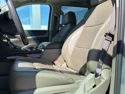 Used 2018 Chevrolet Tahoe Premier image 13