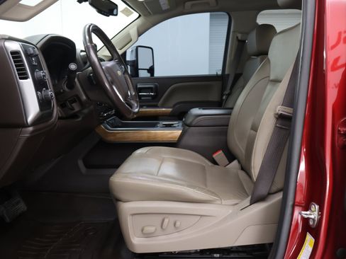 Used 2018 Chevrolet Silverado 2500 LTZ w/ Duramax Plus Package image 8