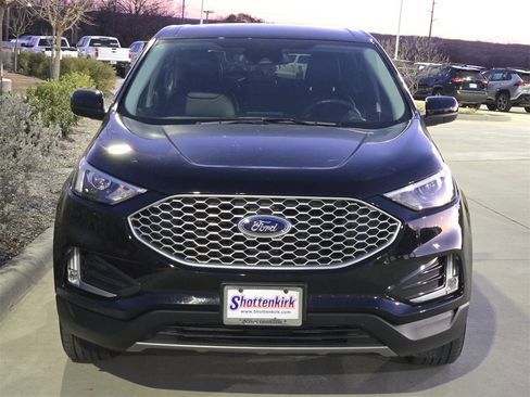 Used 2023 Ford Edge SEL w/ Convenience Package image 8