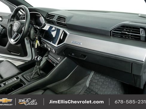 Used 2022 Audi Q3 2.0T Premium Plus image 25