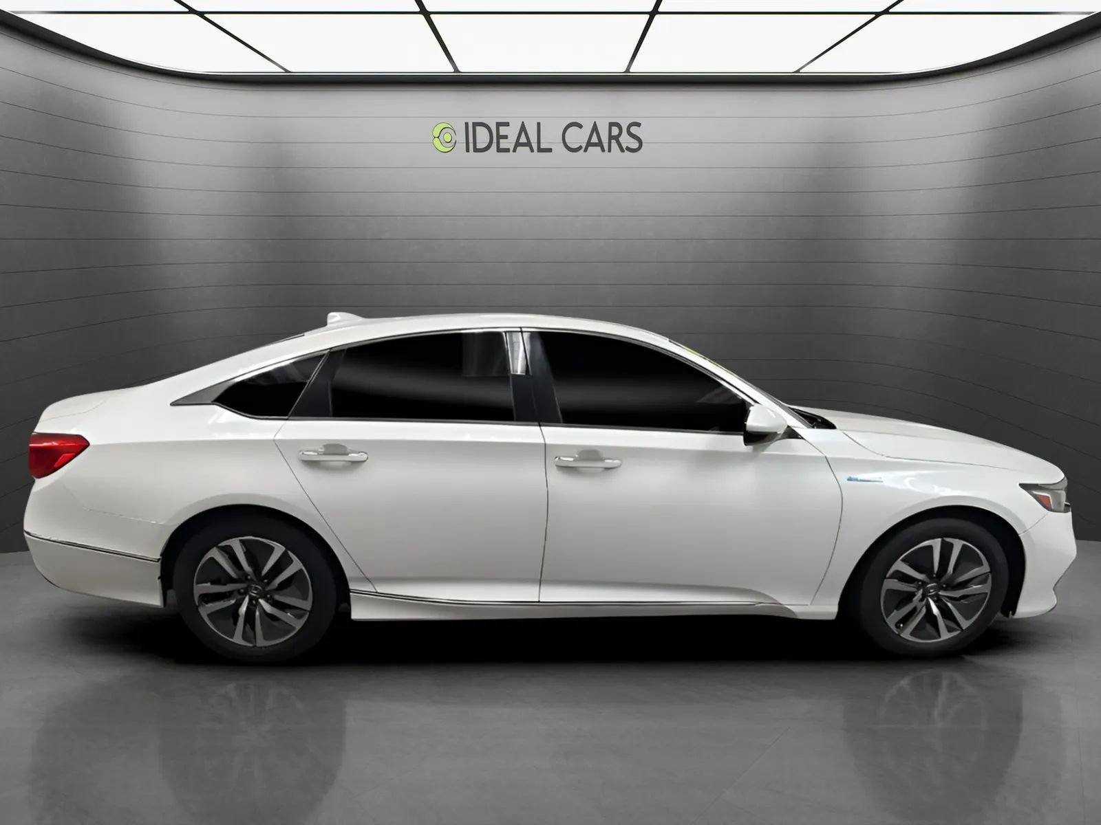 Used 2020 Honda Accord Touring image 4