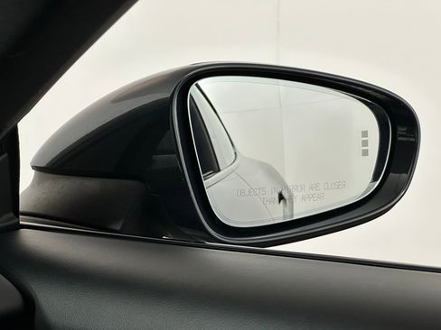 Used 2020 Porsche Taycan 4S w/ Premium Package image 20