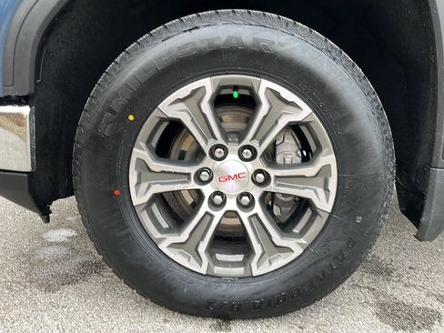 Used 2024 GMC Sierra 1500 SLT image 10