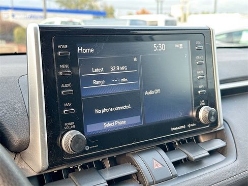 Used 2021 Toyota RAV4 XLE w/ Convenience Package image 13