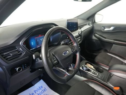 Certified 2025 Ford Escape ST-Line FWD image 16