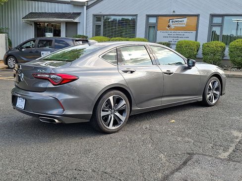 Certified 2025 Acura TLX w/ Technology Package image 6