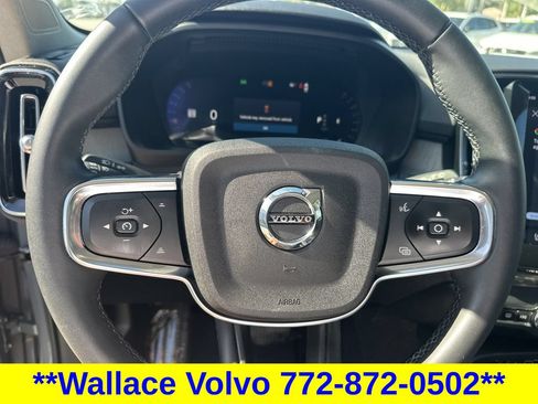 Used 2023 Volvo XC40 B5 Plus w/ Protection Package Premier AWD/4WD image 20