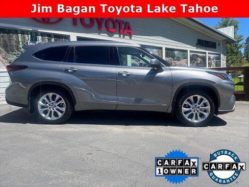 Certified 2026 Toyota Highlander Limited AWD/4WD image 1