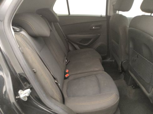 Used 2020 Chevrolet Trax LS w/ Tint and Cruise Package FWD image 19