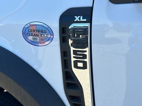 New 2025 Ford F550 4x4 SuperCab Super Duty image 10