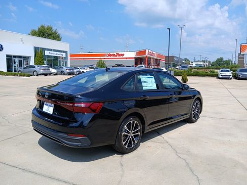 New 2027 Volkswagen Jetta Sport FWD image 7