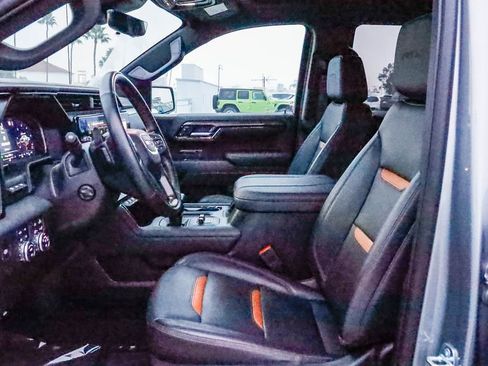 Used 2023 GMC Sierra 1500 AT4 w/ Technology Package image 15