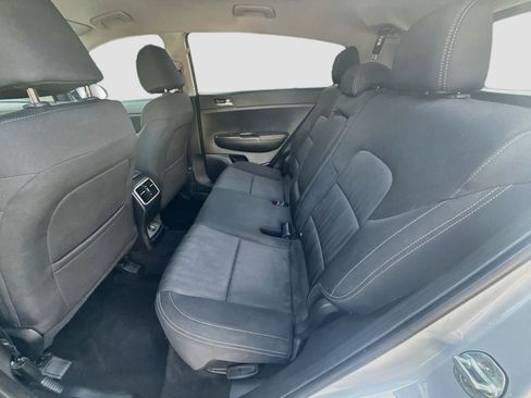 Used 2022 Kia Sportage LX FWD image 23