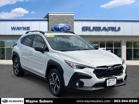 Certified 2025 Subaru Crosstrek 2.0i Premium image 1