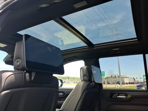 New 2026 GMC Yukon AT4 Ultimate AWD/4WD image 16