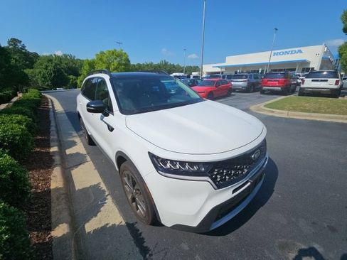 Used 2021 Kia Sorento EX w/ EX AWD X-Line Package image 7