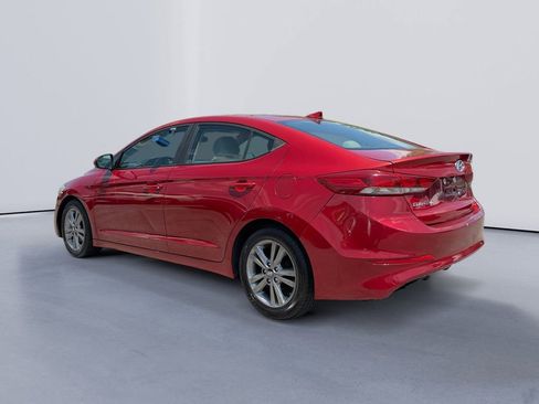 Used 2017 Hyundai Elantra SE FWD image 5