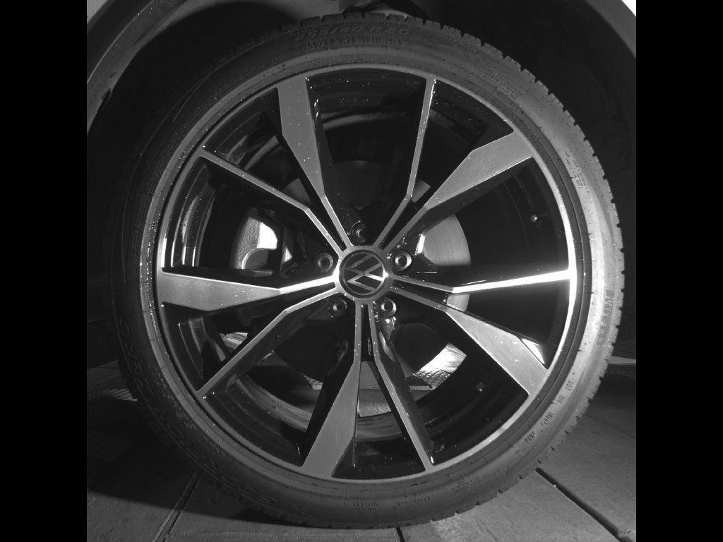 Certified 2024 Volkswagen Tiguan SEL R-Line AWD/4WD image 12