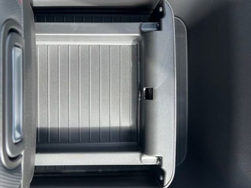 New 2026 Chevrolet Suburban RST w/ RST Capability Package image 33