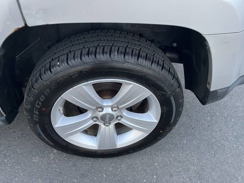 Used 2011 Jeep Patriot Latitude image 13