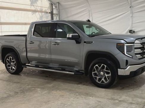 New 2026 GMC Sierra 1500 SLE w/ Preferred Package AWD/4WD image 2