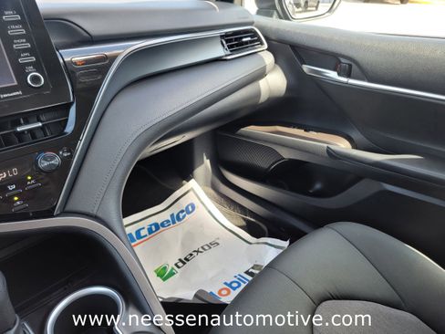 Used 2023 Toyota Camry LE image 29
