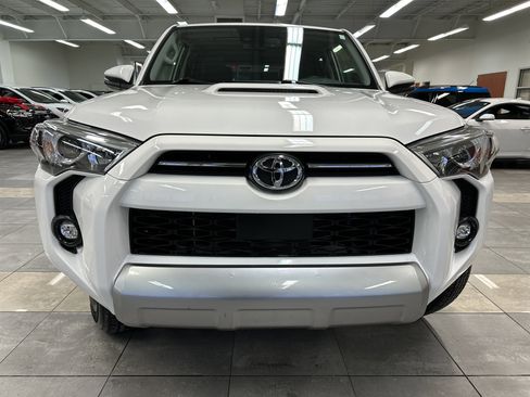 Used 2024 Toyota 4Runner TRD Off-Road Premium image 20