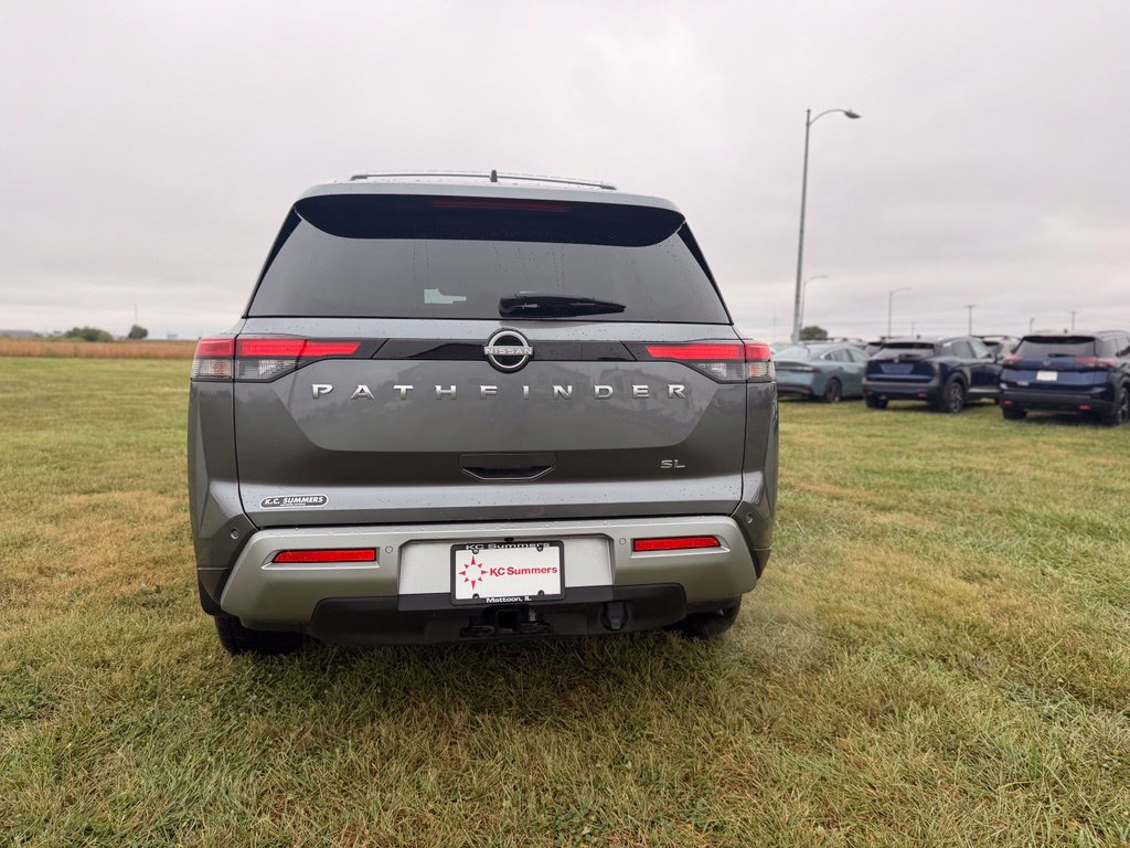 Certified 2025 Nissan Pathfinder SL w/ SL Premium Package FWD image 6