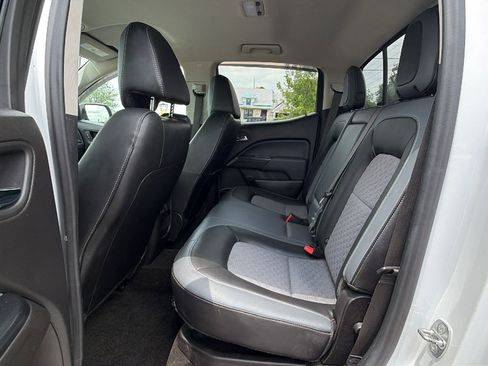 Used 2017 Chevrolet Colorado Z71 AWD/4WD image 15