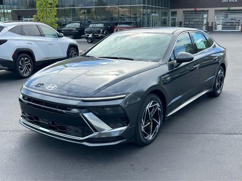 New 2026 Hyundai Sonata SEL AWD/4WD image 2