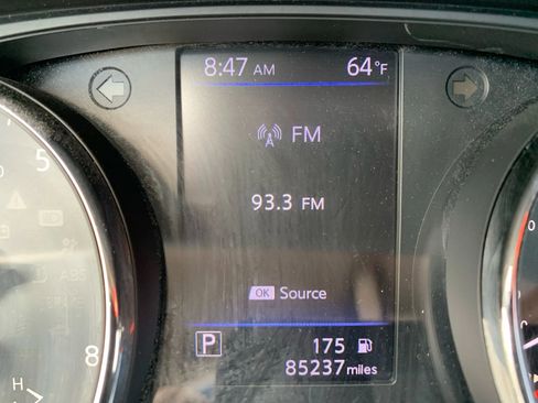 Used 2018 Nissan Rogue S image 12