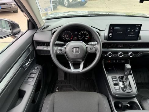 Certified 2026 Honda CR-V EX image 4