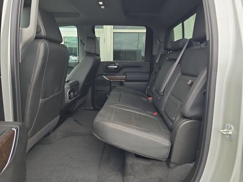 Certified 2021 GMC Sierra 2500 Denali w/ Denali Ultimate Package AWD/4WD image 15