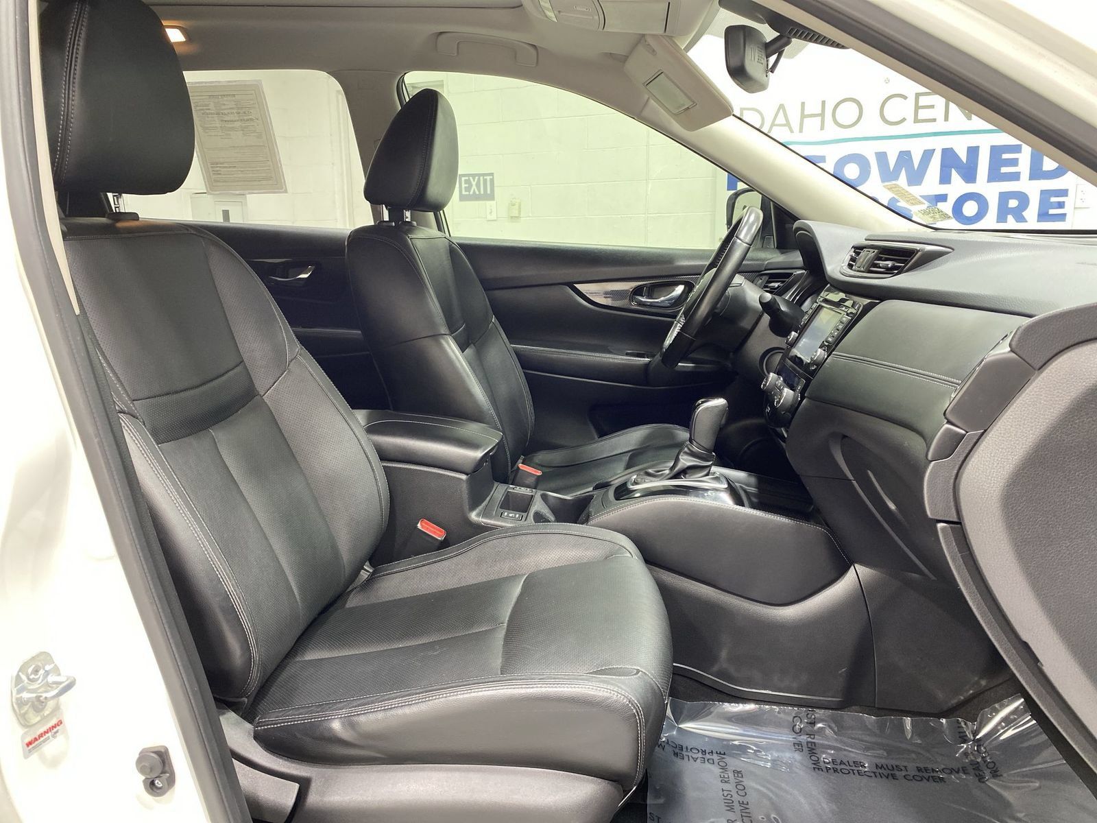 Used 2017 Nissan Rogue SL w/ SL Premium Package AWD/4WD image 24